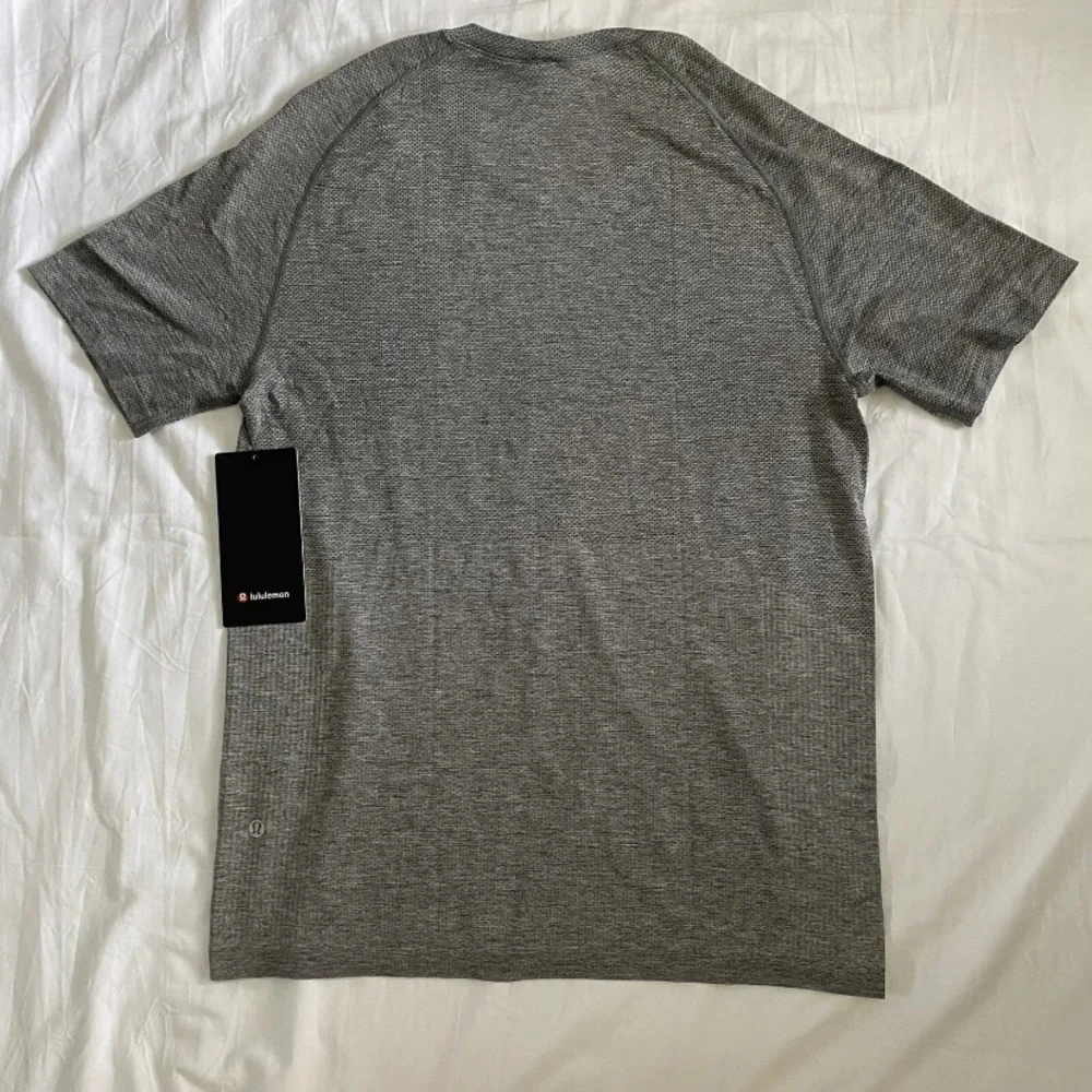 Lululemon Metal Vent Tech SS 2.0 LM3CX3S SLTE/WHT Slate/White Mens Size Large - Picture 3 of 5